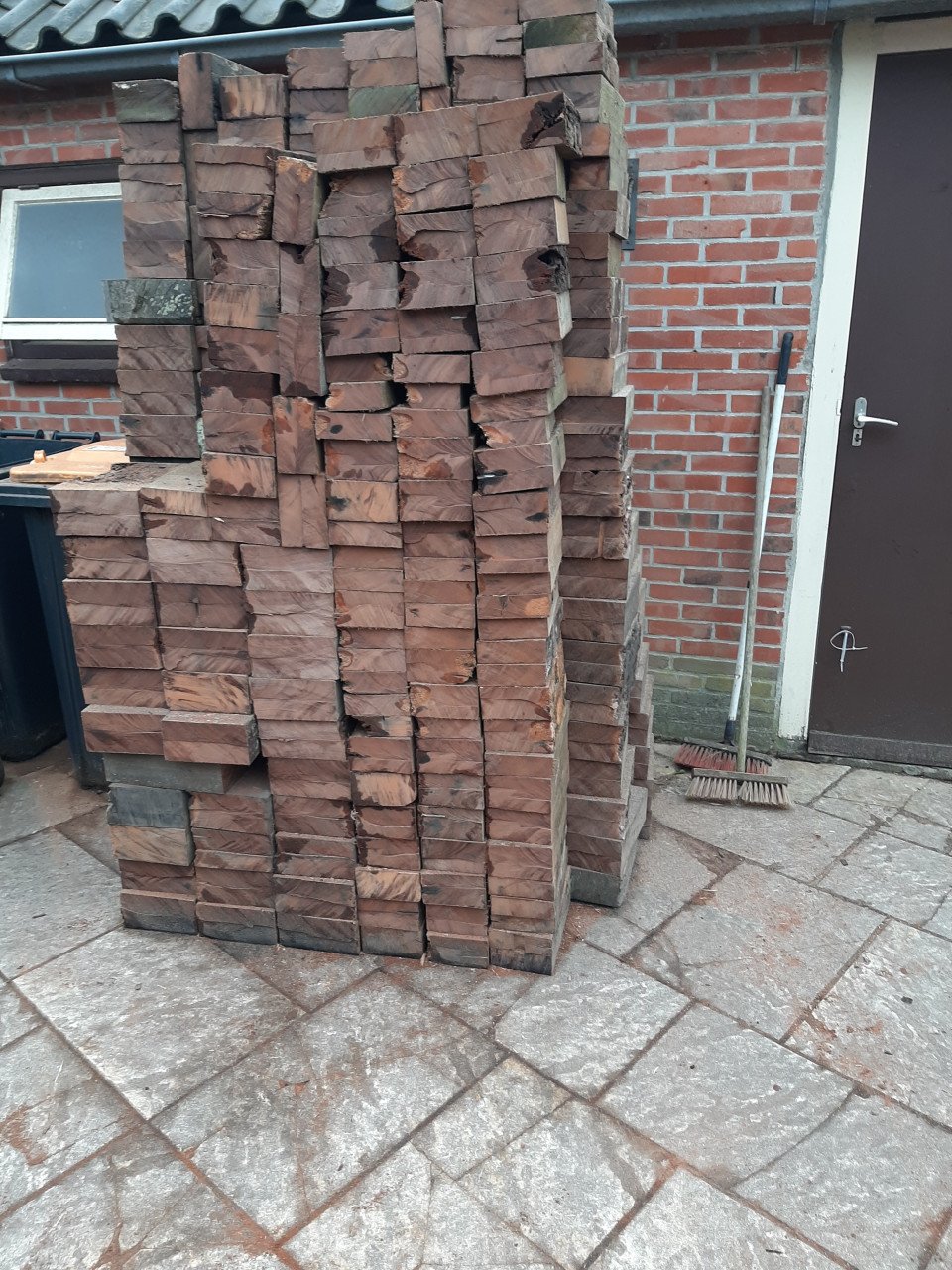 Haardhout