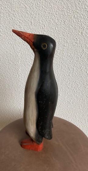 Houten pinguïn  32 cm.