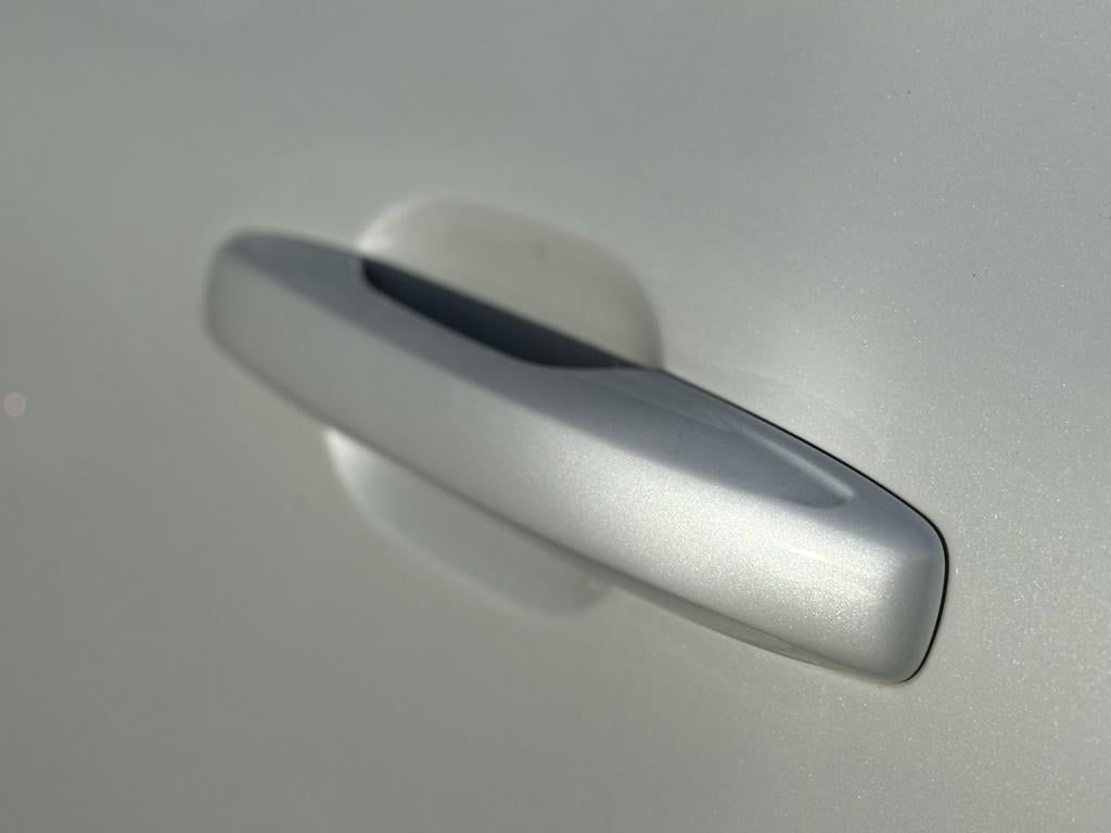 Volvo XC60 t8 390pk recharge r-design| panodak| luchtvering| trekhaak| came