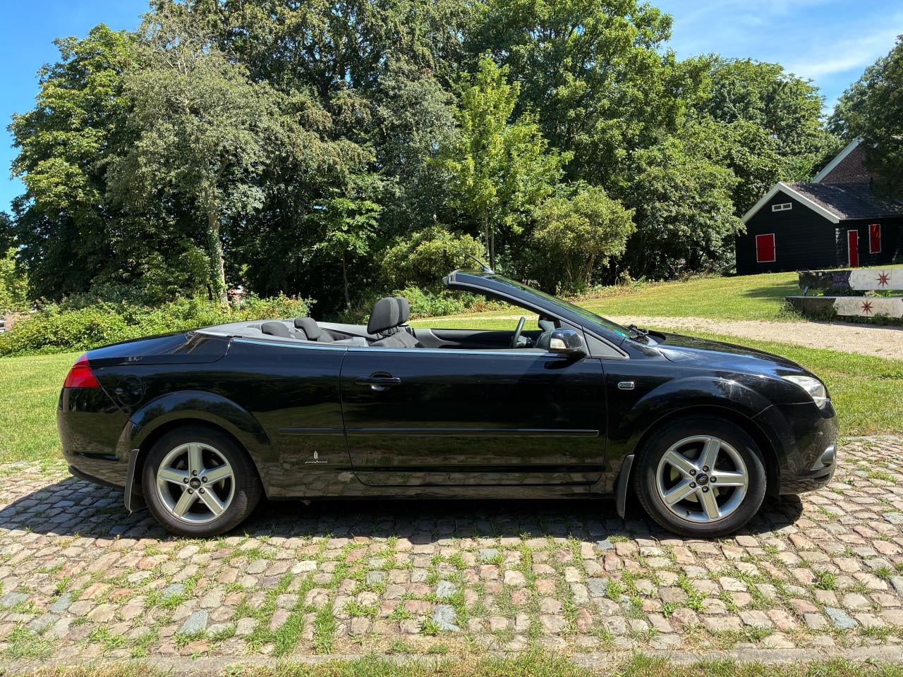 Ford Focus Cabrio, lage km, nieuwe APK