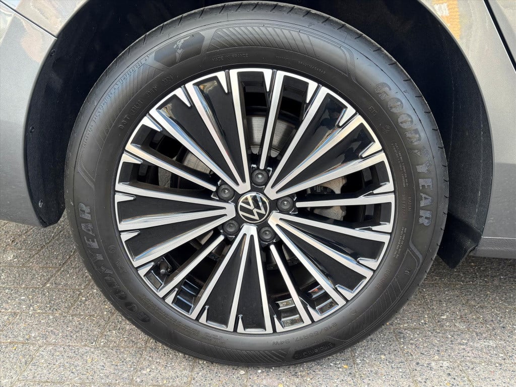 Volkswagen Passat 1.5 etsi 150pk dsg-7 elegance| camera| dode hoek|head up|