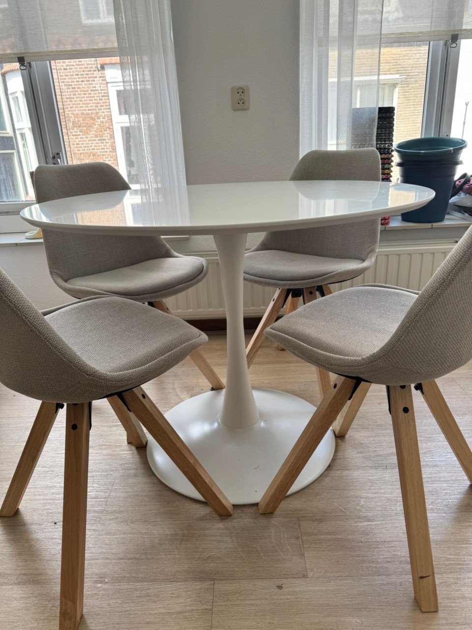 Ronde eettafel wit