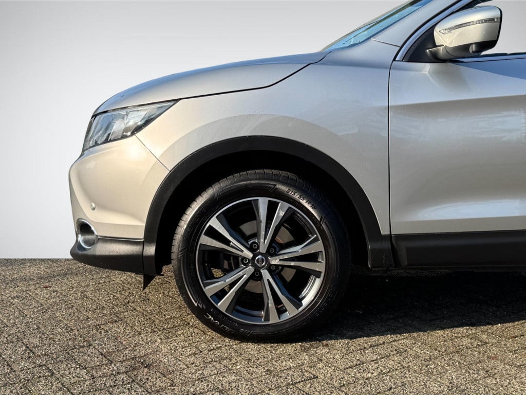 Nissan Qashqai 1.2 n-connecta design pack | trekhaak | panoramadak | naviga