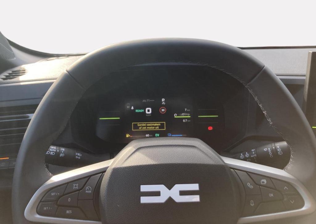 Dacia Duster 1.6 hybrid 140 journey - demo