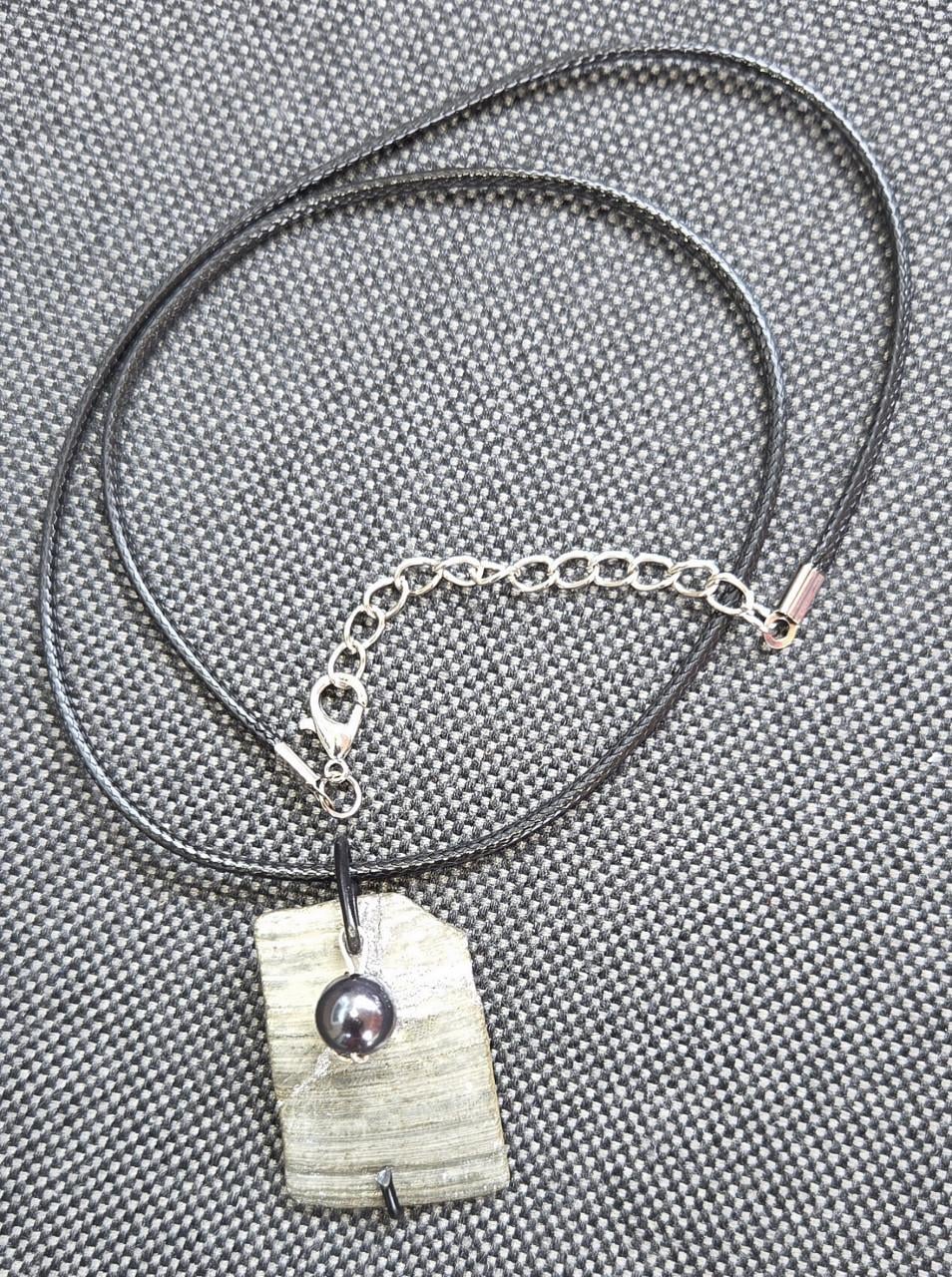 Hand gemaakte sieraad (Ketting)