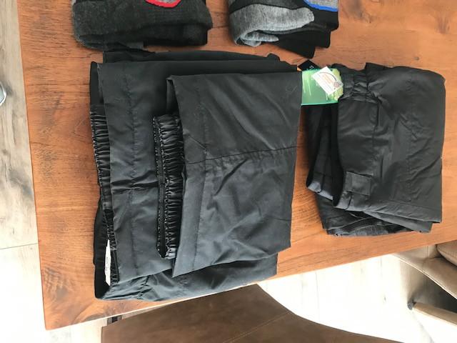 Gereserveerd Ski kleding