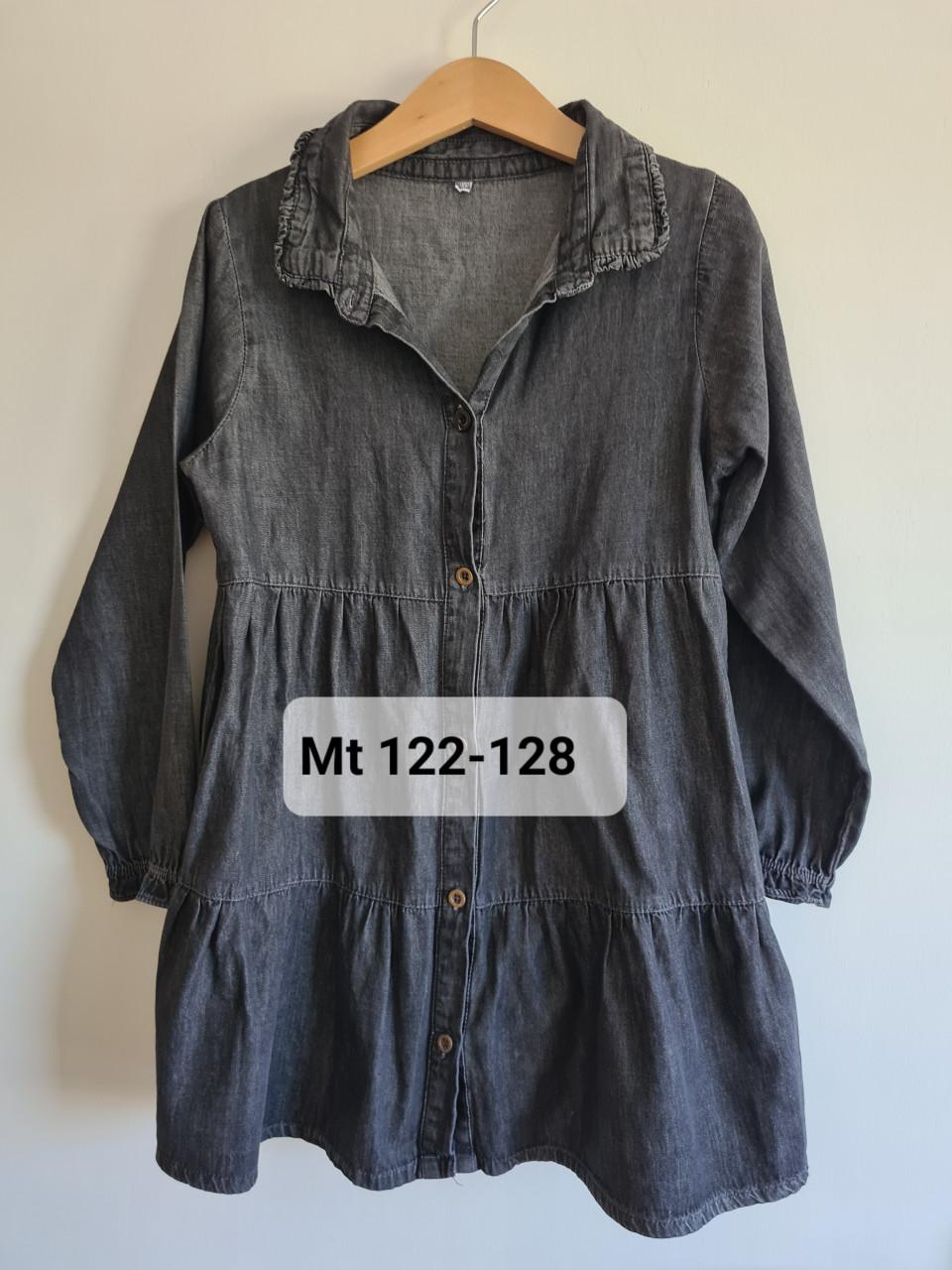 Zwart wijd spijkerstof jurkje van Zeeman Mt 122-128