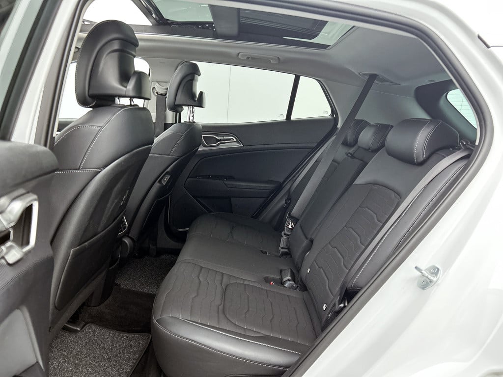 Kia Sportage 1.6 t-gdi plug-in hybrid awd dynamicplusline panodak | stoel/s