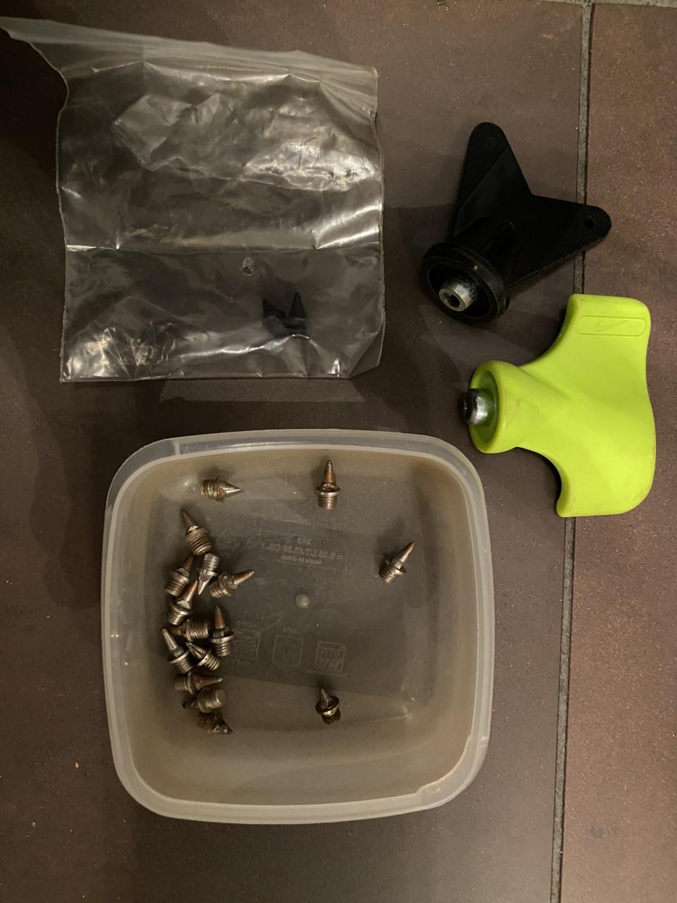 Nike spikes mt 43 (=41)