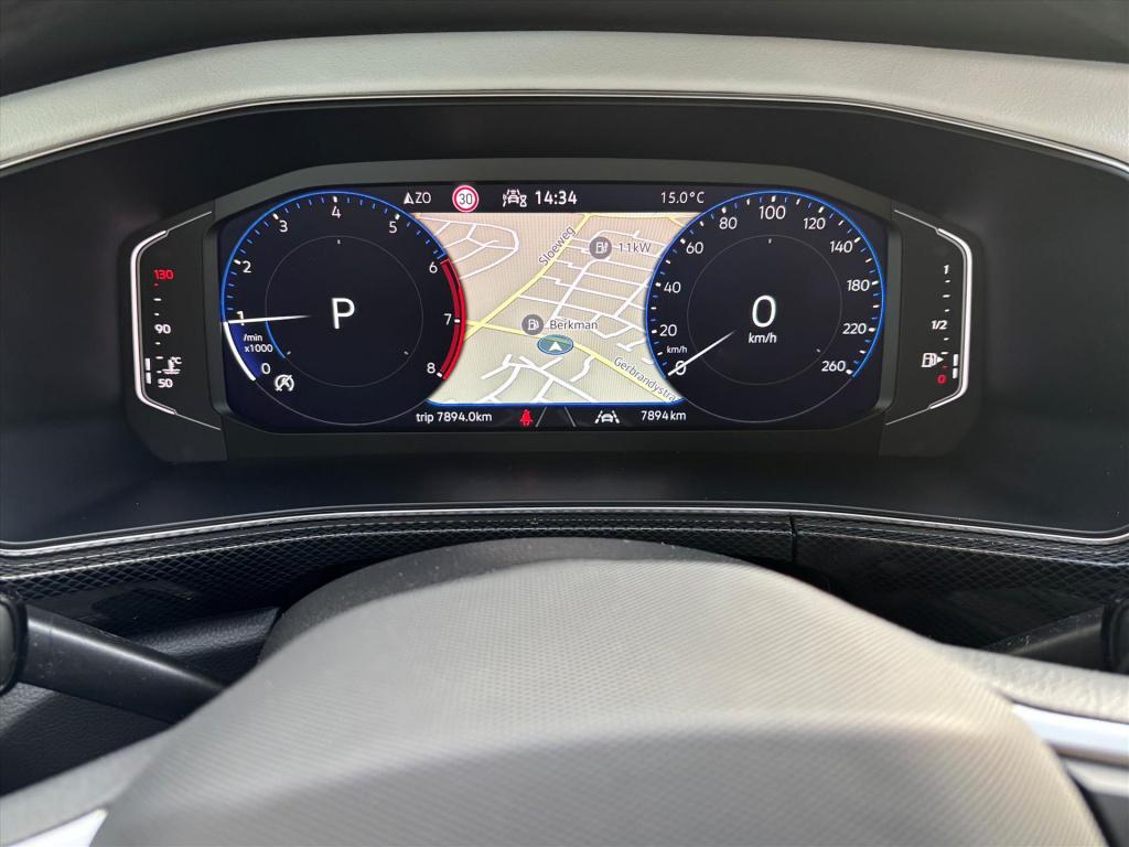 Volkswagen T-cross 1.0 tsi 110pk 7-dsg style| led|trekhaak| dode hoek|adapt