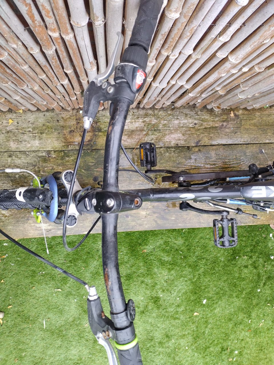 Batavus snake 22 inch