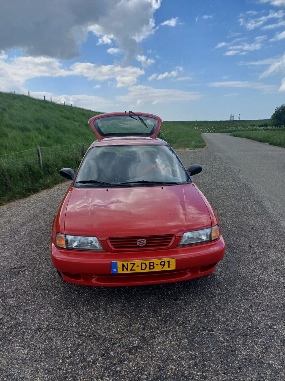 Suzuki Baleno 1.6 sport AUTOMAAT zeer goede staat