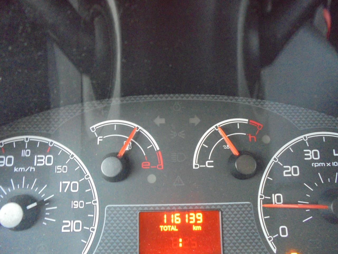 Fiorino Benzine 1.4 met 116.139 Km Bouwjaar 2011 nette auto Apk Sept. 2026