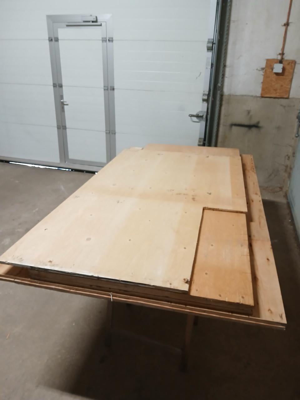 6 houten platen underlayment 18mm dik.