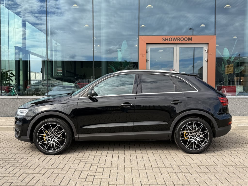 Audi Q3 2.0 tfsi quattro | afn trekhaal | stoelverwarming | half leder | pa