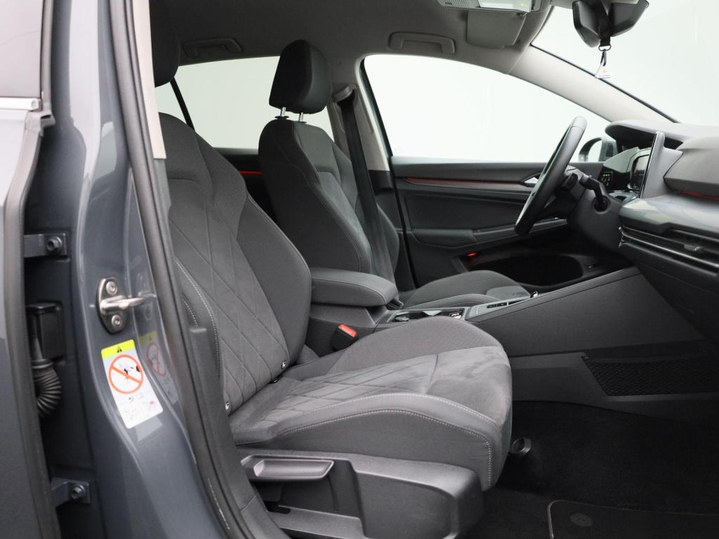 Volkswagen Golf 1.4 ehybrid style | lmv | automaat | navigatie | parkeer se