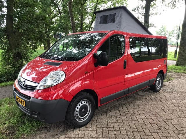CAMPER