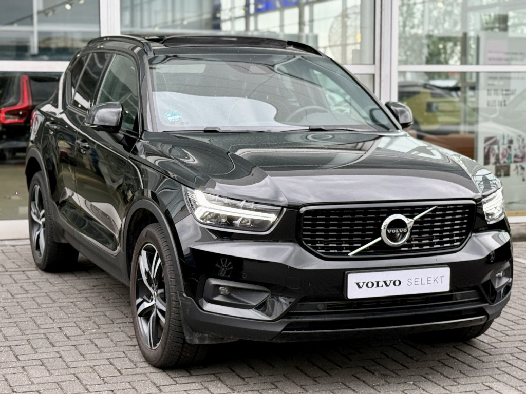 Volvo XC40 t5 262pk recharge r-design | full options !