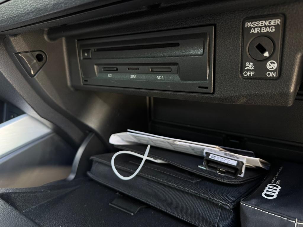 Audi Q2 30 tfsi design * camera * carplay * clima