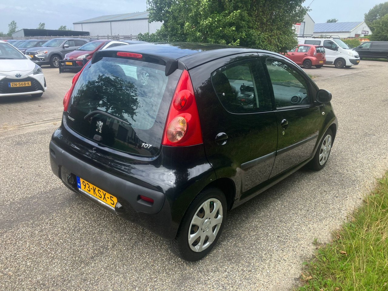 Peugeot 107 1.0