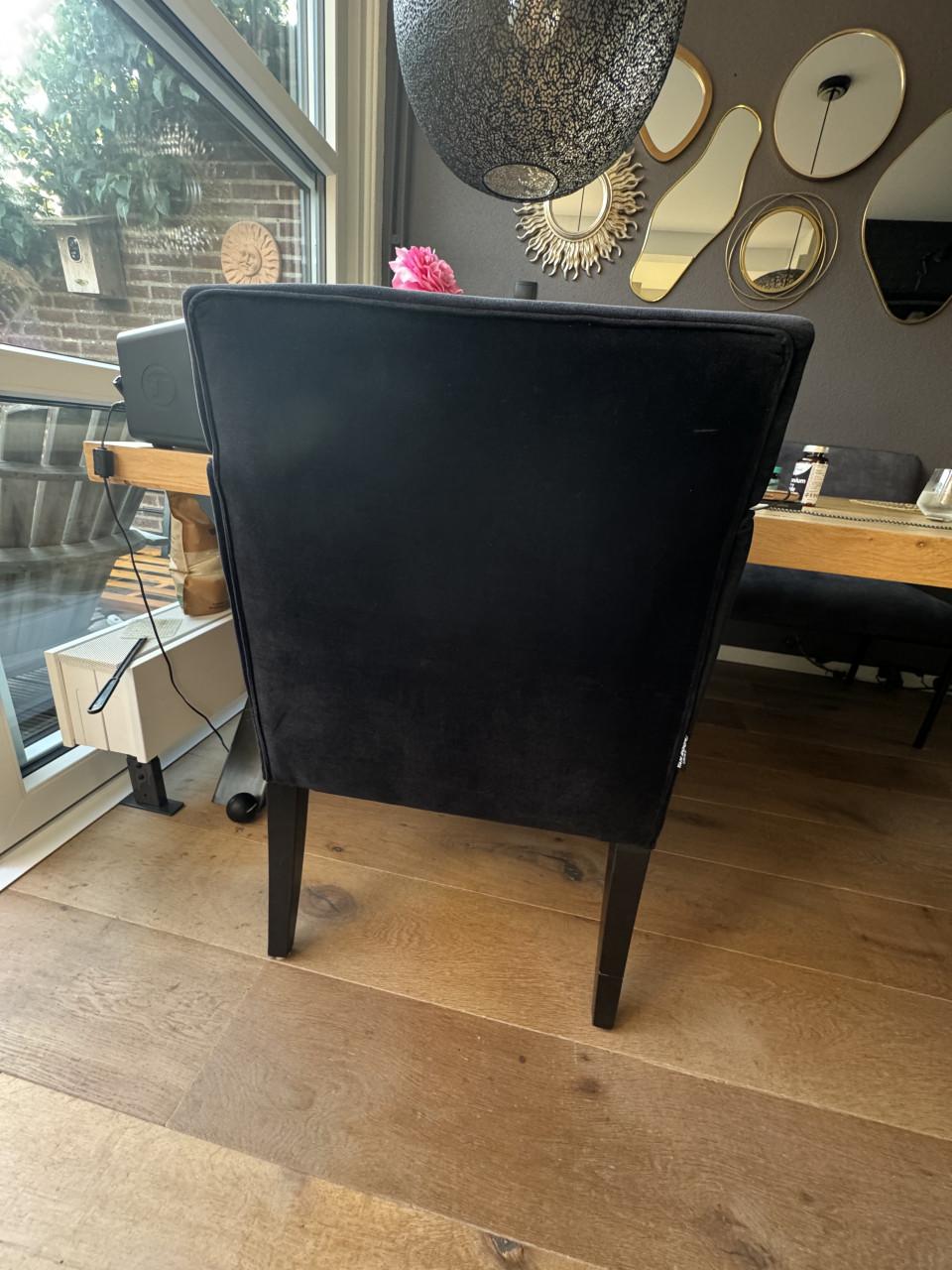 3 zwart velvet eettafelstoelen