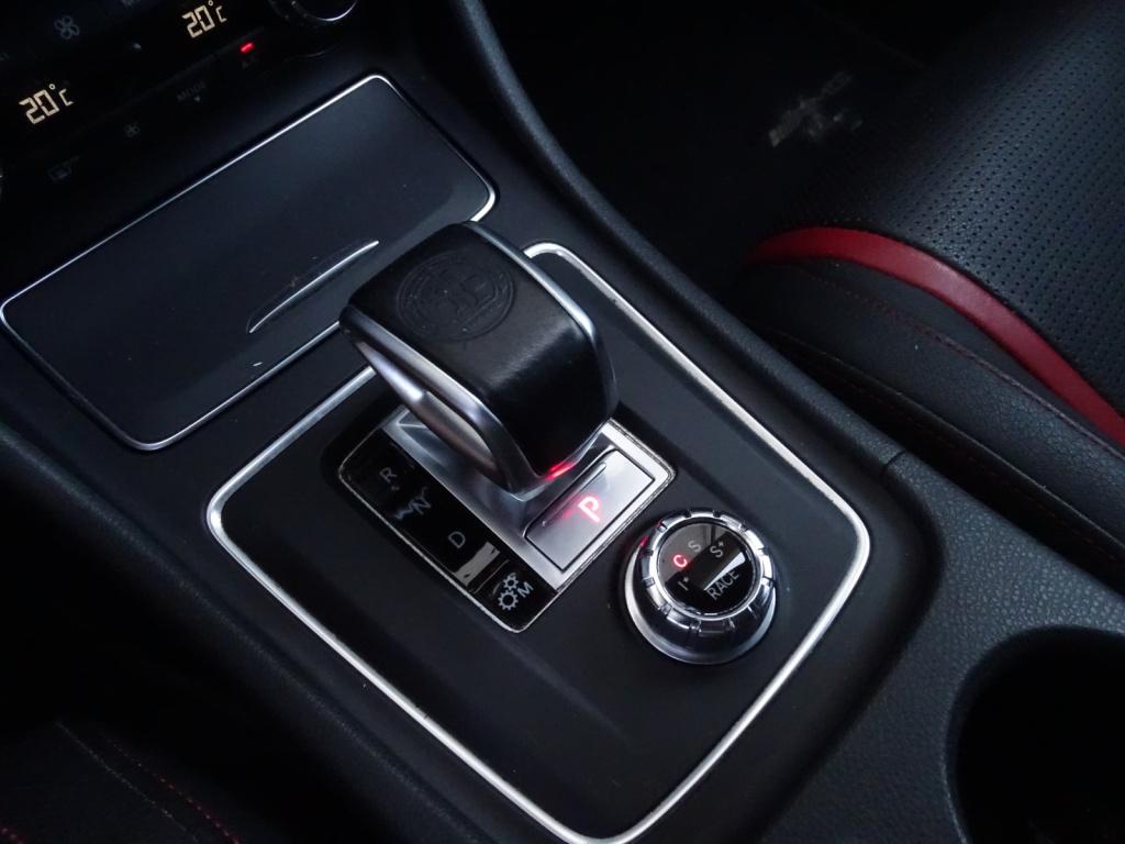 Mercedes-Benz A-Klasse amg 45 4matic | schaalstoelen | designo mountaingrij