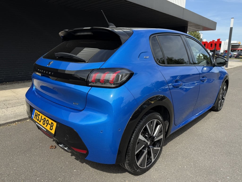 Peugeot 208 1.2 puretech gt // automaat // panoramadak //
