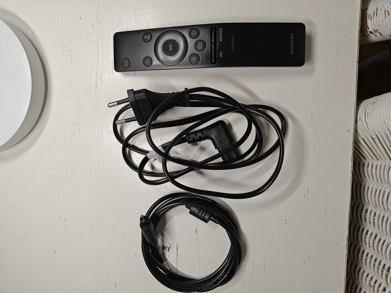 Soundbar + Woofer