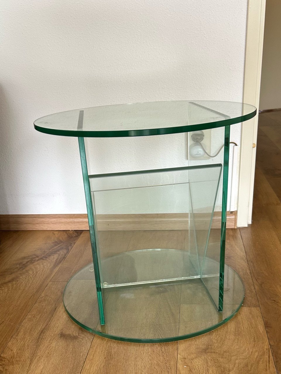 Glazen bijzettafel