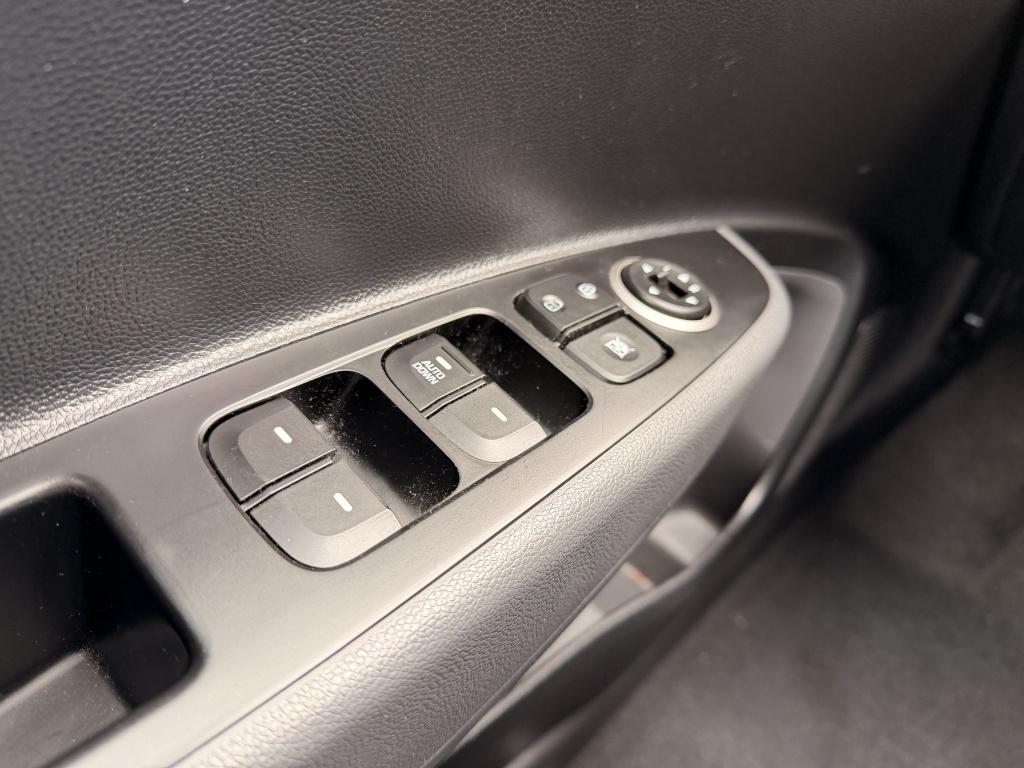 Hyundai I 10 1.0i comfort | navigatie | apple carplay | cruise | airco