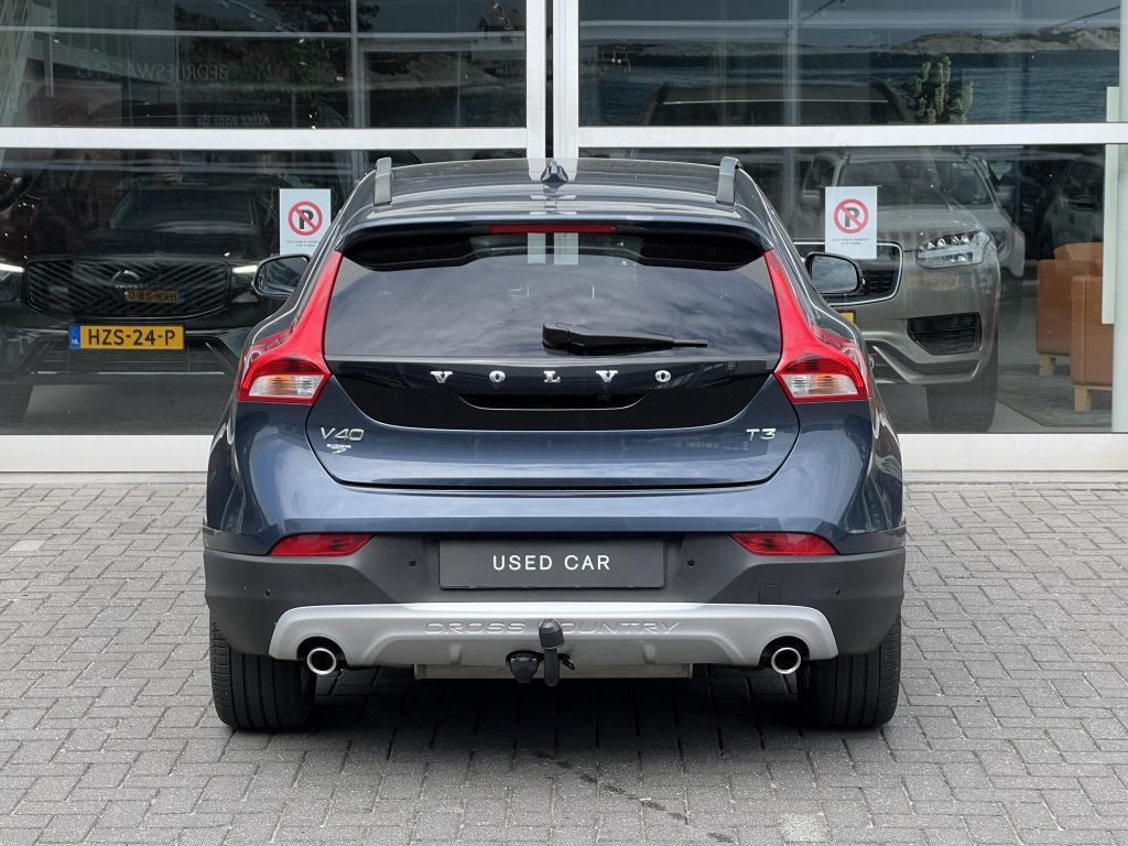 Volvo V40 cross country t3 153pk aut6 polar+ luxury| leder|pano| camera| tr