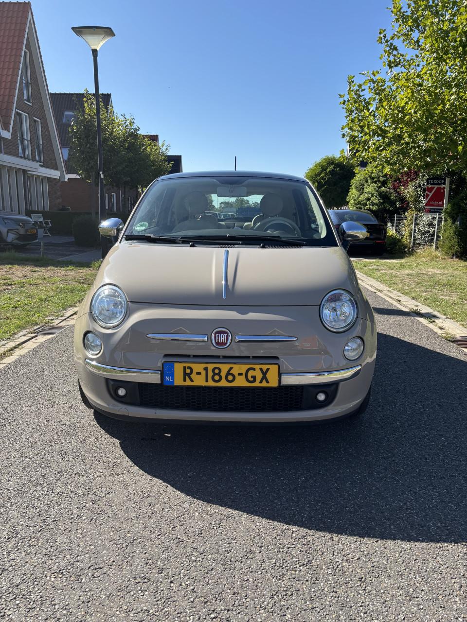 Fiat 500 1.2 lounge cappuccino