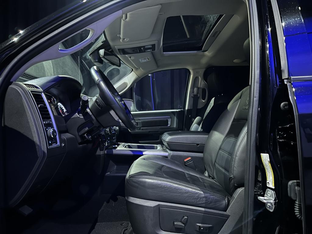 Dodge Ram 1500 5.7 v8 crew cab 5'7 *nl-auto*btw*leer*camera*prins lpg*