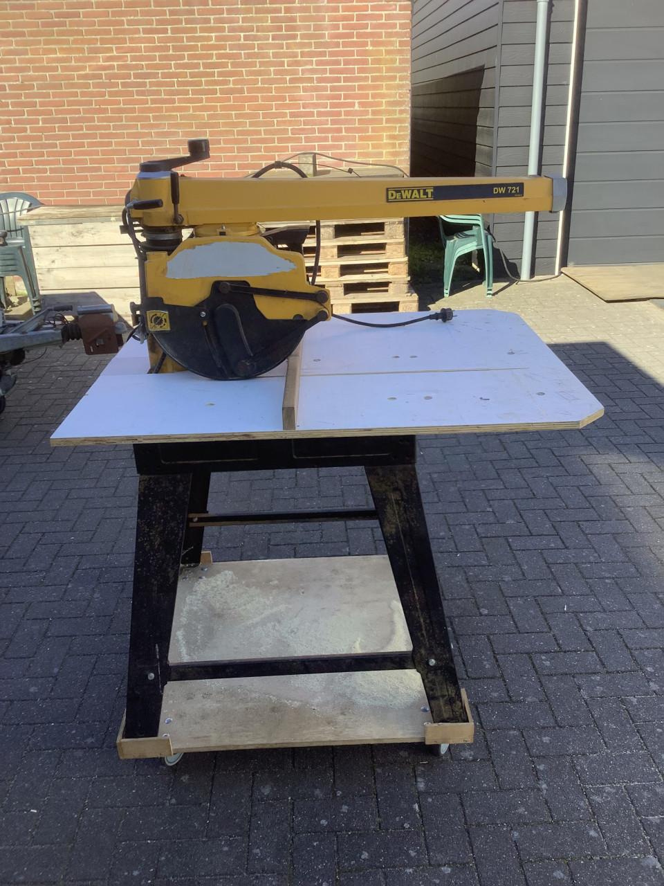 DEWALT DW721 Radiaalzaag Afkortzaag