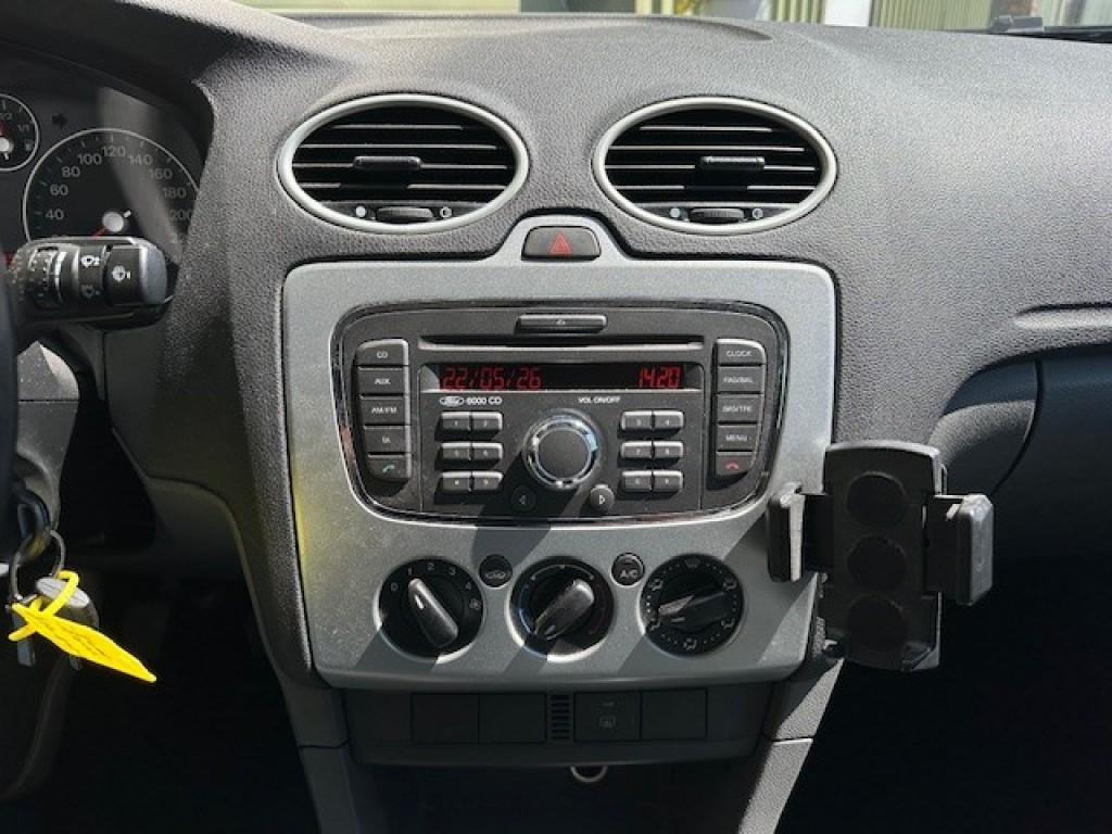 Ford Focus 1.4 - 16v trend cruise trekhaak