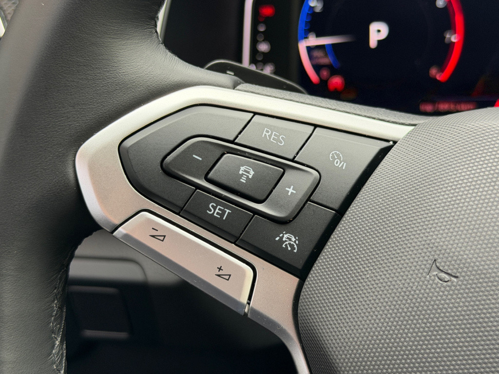 Volkswagen T-cross 1.0 tsi 116pk style | trekhaak | camera | navi | led gri