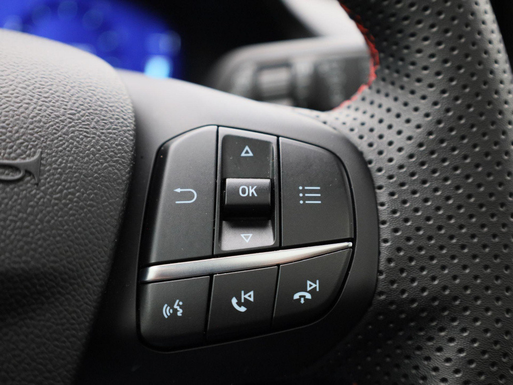 Ford Puma 1.0 ecoboost hybrid st-line x | adaptive cruise control | panoram