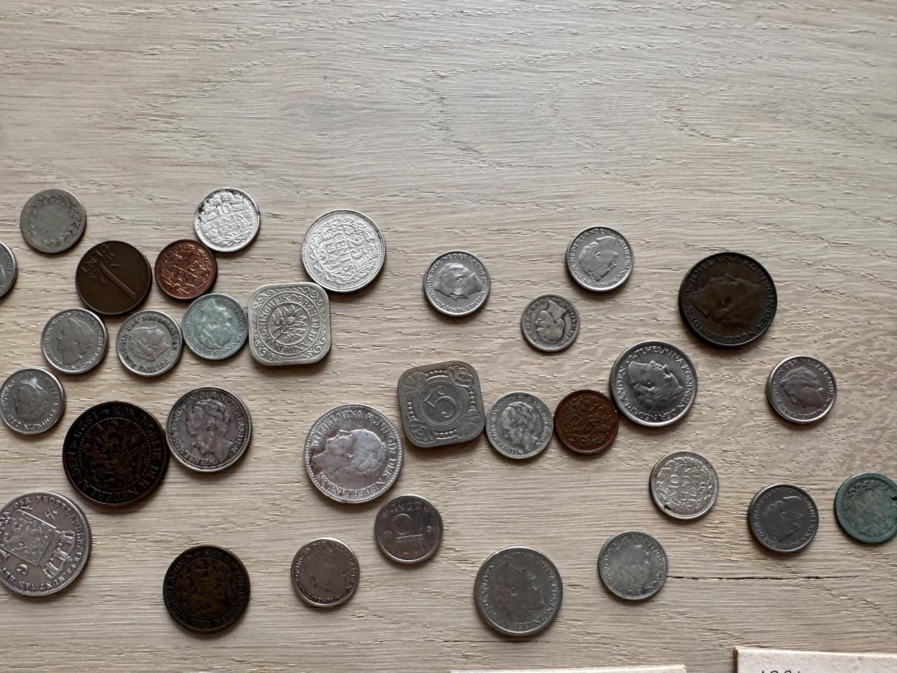 Diverse kleine zilveren munten (mag weg voor zilverprijs!)