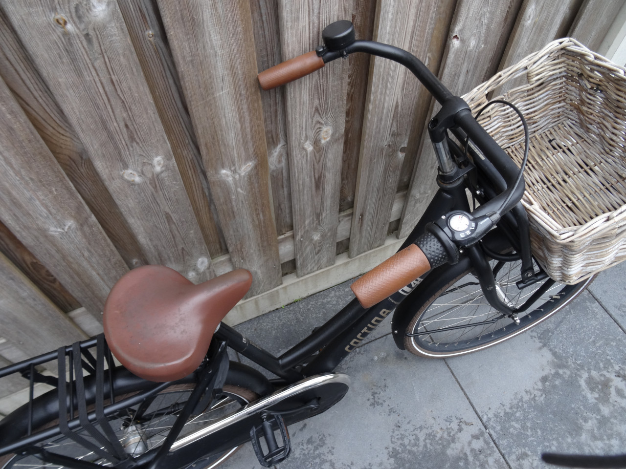 Cortina U4 24 inch meisjesfiets 3 versnellingen