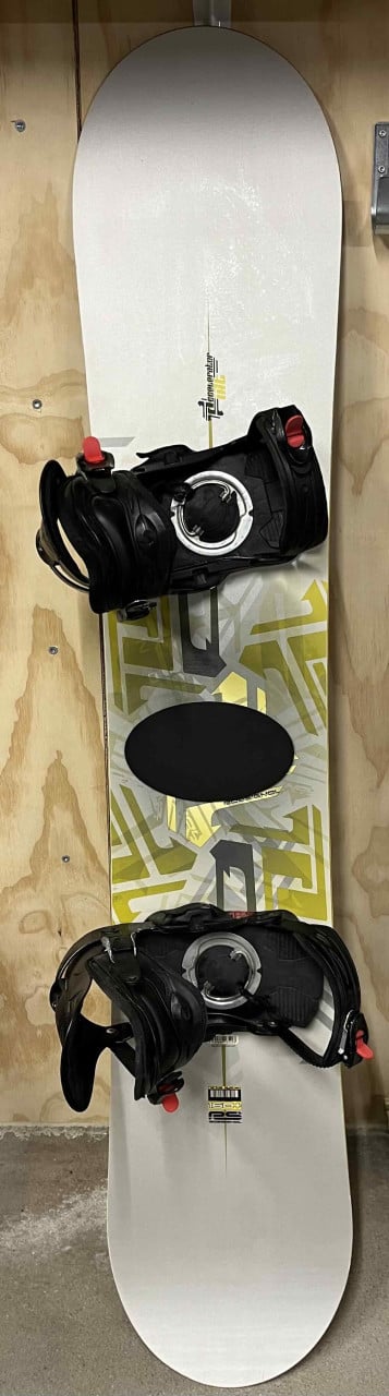 Snowboard