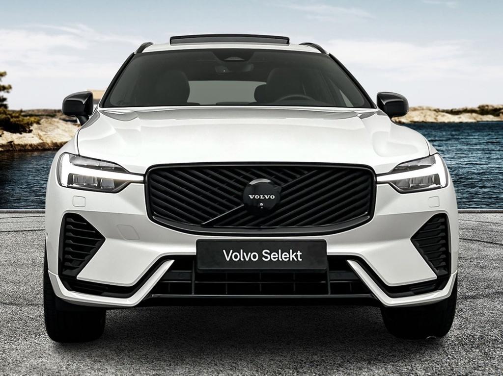 Volvo XC60 t6 398pk recharge ultra black edition| luchtvering| pano| 360cam