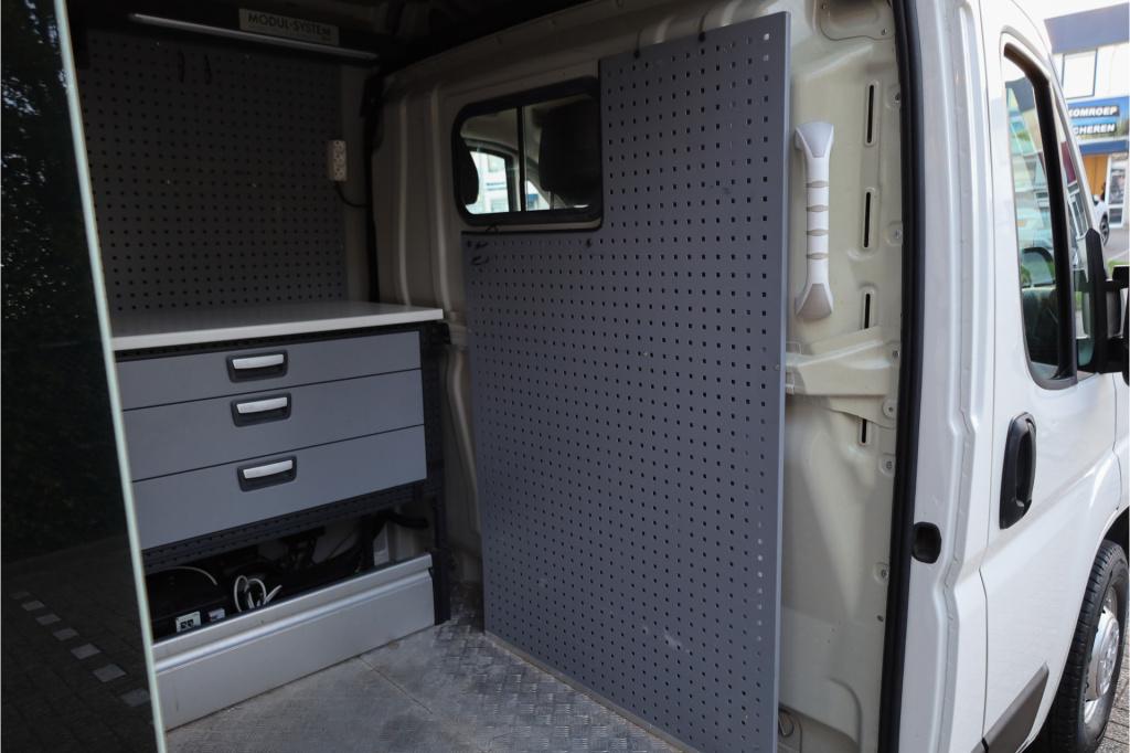 Peugeot Boxer 2.2 bluehdi 140 l2h2 3.3t inrichting i nav i cam i standkach 