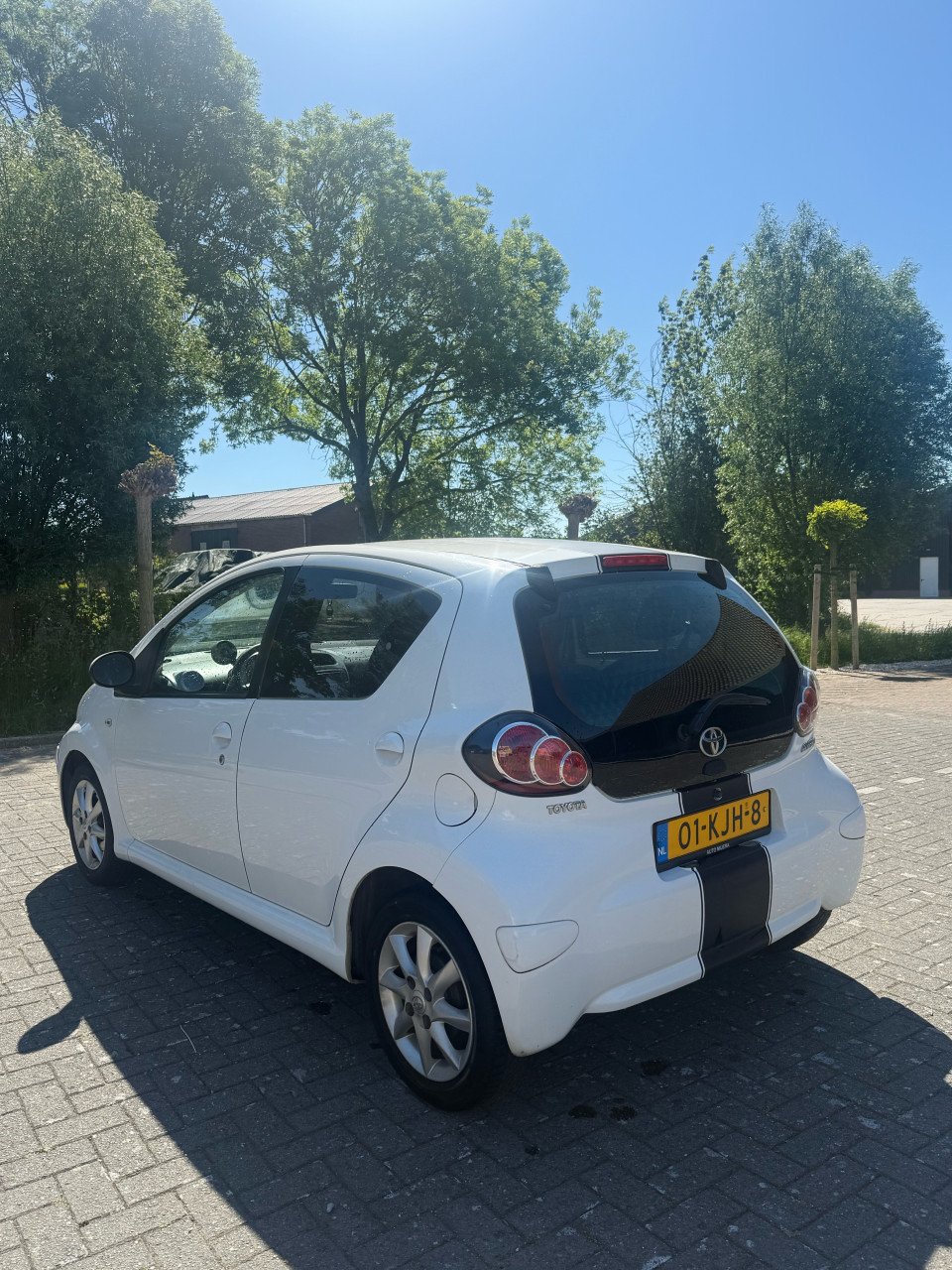 Toyota Aygo Alcantara model 1.0 / 5 DRS nieuwe APK