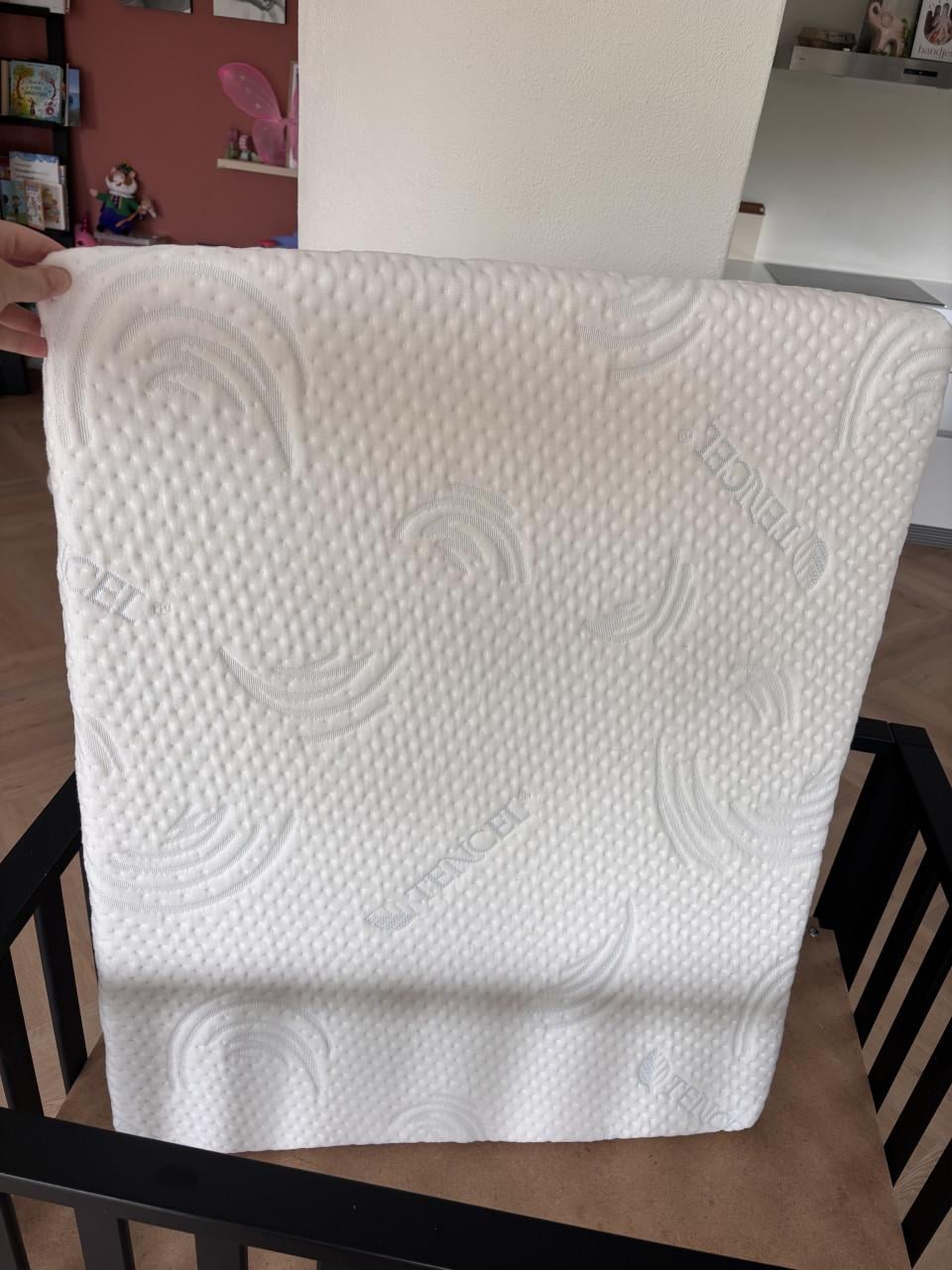 Box + incl. matras