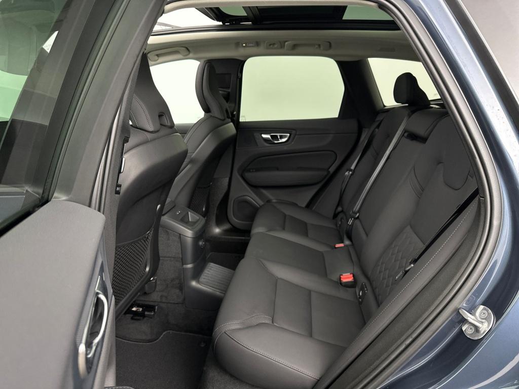 Volvo XC60 t6 398pk recharge ultra dark| adap.cruise| 360camera| pano