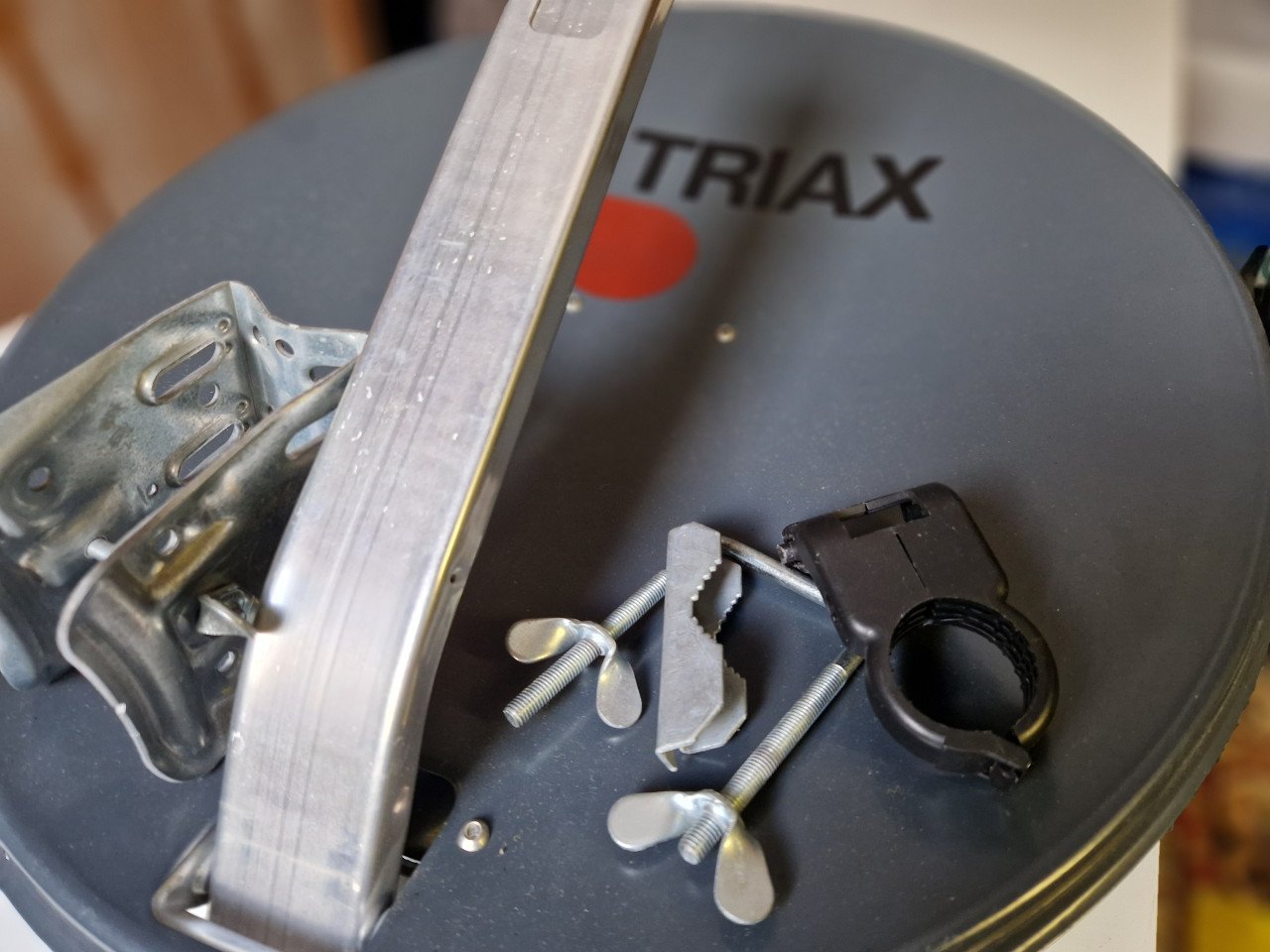 Sateliet schotel Triax 54cm