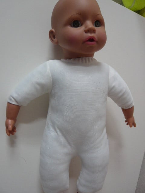 NIEUWE BABYPOP MET ZACHT LIJFJE VAN 40 CM
