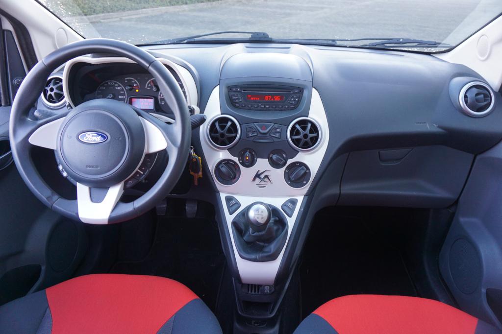 Ford KA 1.2 titanium airco / elektr. ramen / nap / apk t/m 18-11-2026