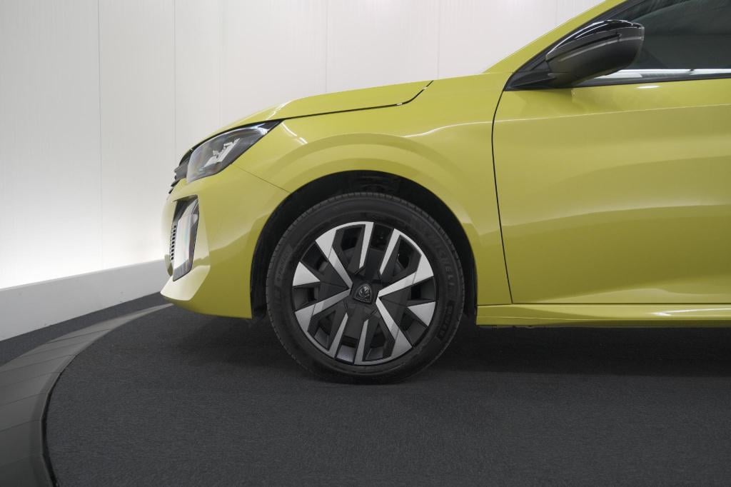 Peugeot 208 1.2 hybrid 110 e-dcs6 style | parkeersensoren | apple carplay |