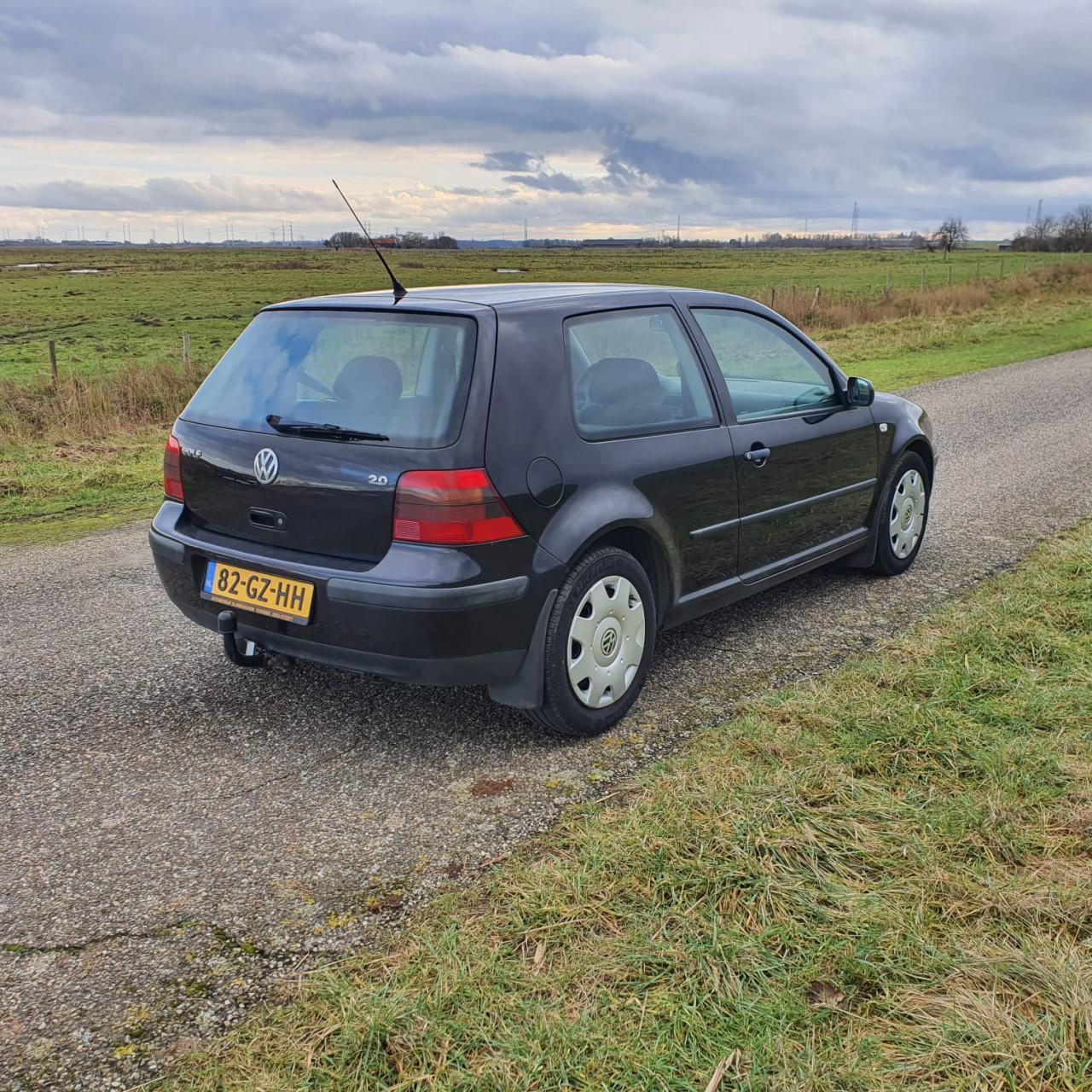 Volkswagen Golf 2.0 Trendline